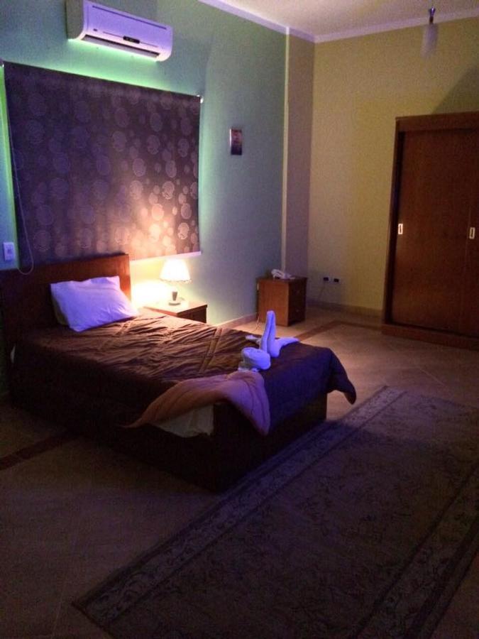 Travelholic Le Caire
