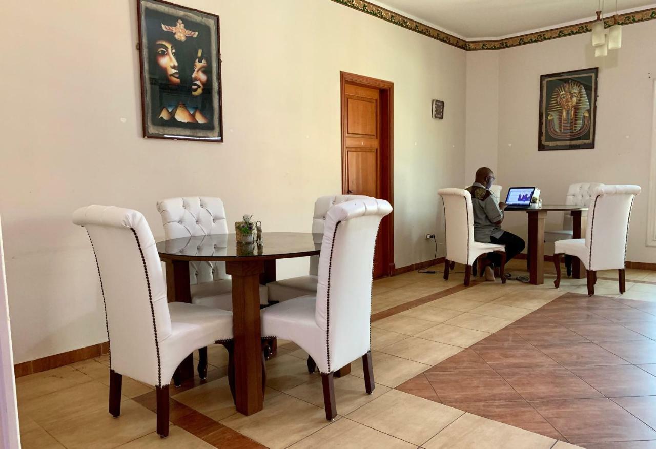 Travelholic Auberge de jeunesse *