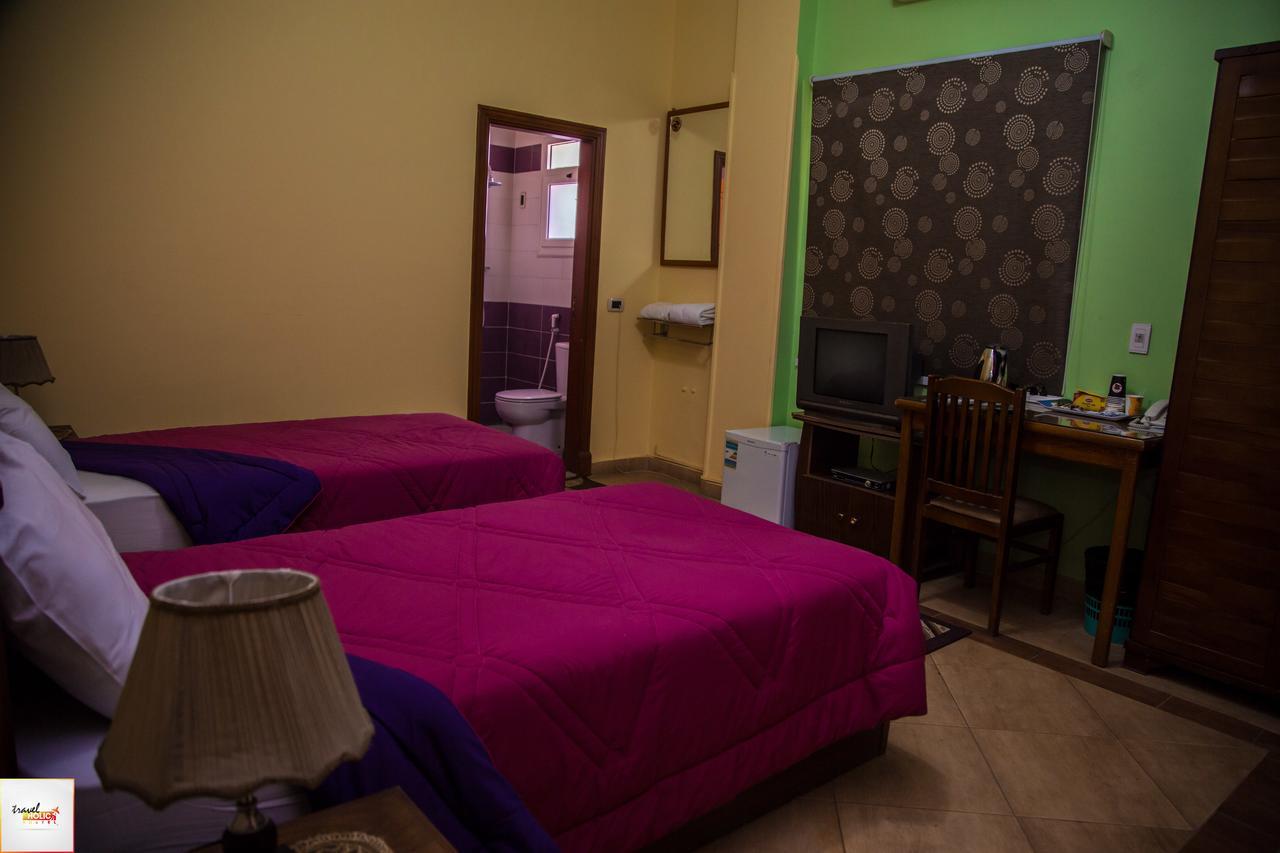 Hostel Travelholic Cairo