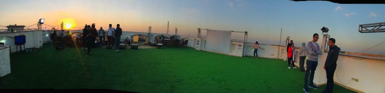 Travelholic Cairo
