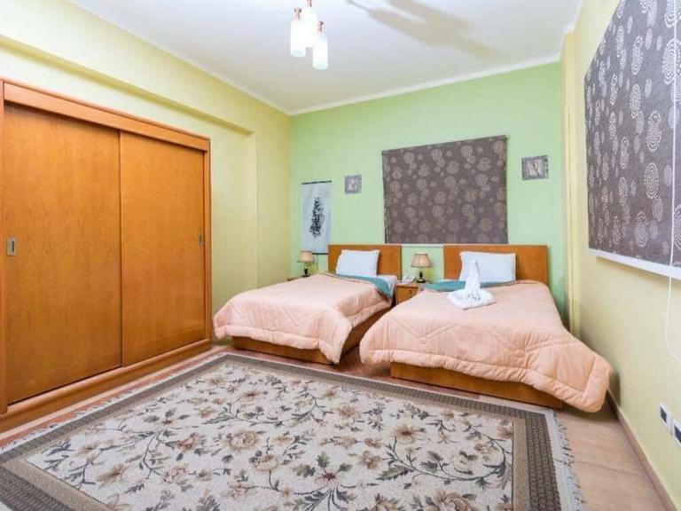 Travelholic Hostel Cairo